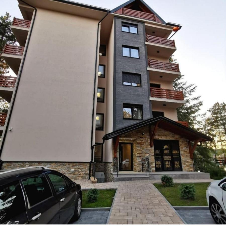Apartman Silver Lux ซลาตีบอร์ ภายนอก รูปภาพ