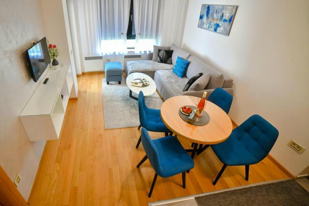 Apartman Silver Lux ซลาตีบอร์ ภายนอก รูปภาพ