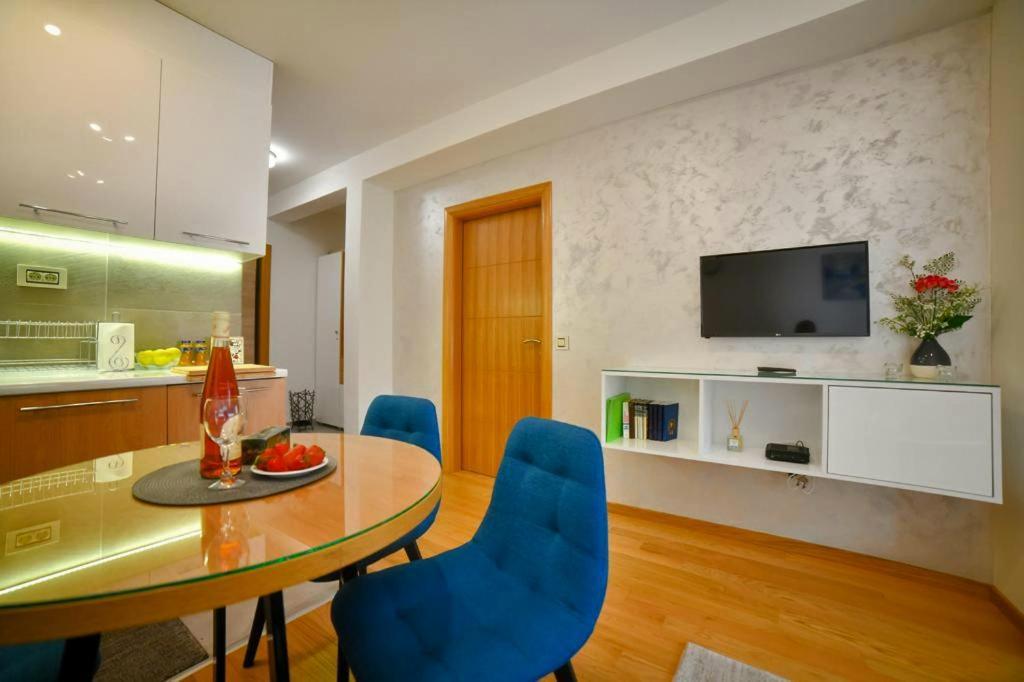 Apartman Silver Lux ซลาตีบอร์ ภายนอก รูปภาพ