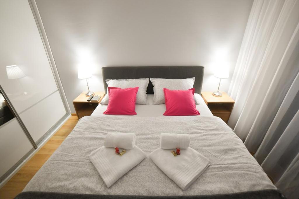Apartman Silver Lux ซลาตีบอร์ ภายนอก รูปภาพ