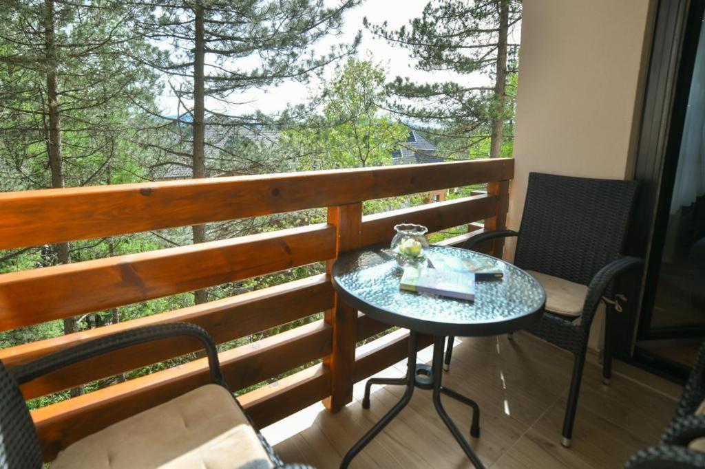 Apartman Silver Lux ซลาตีบอร์ ภายนอก รูปภาพ