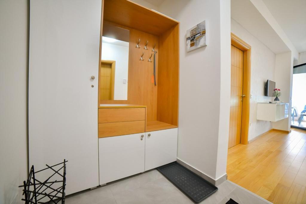 Apartman Silver Lux ซลาตีบอร์ ภายนอก รูปภาพ